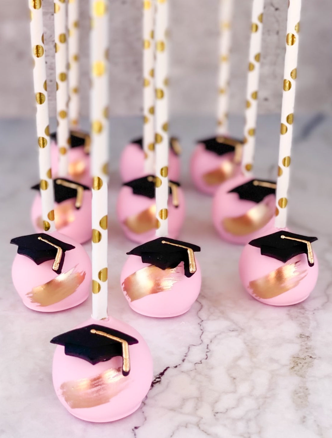 Graduation Cake Pops – Cocostreatla