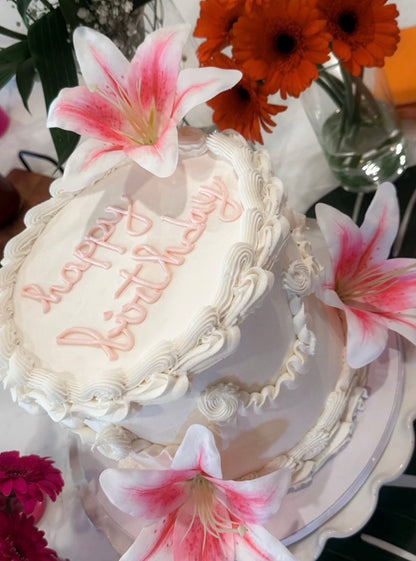 fresno cake, clovis bakery vintage cake 