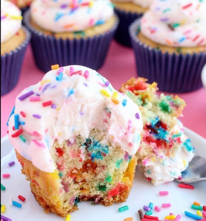 Funfetti birthday cupcakes, birthday cupcakes, happy birthday cupcakes, pink cupcakes.