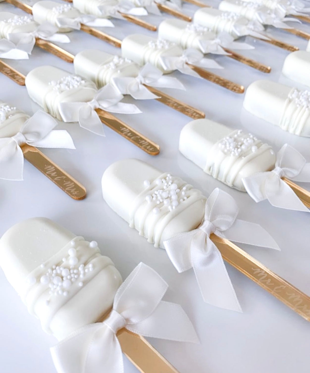Luxury Wedding Cake Popsicle