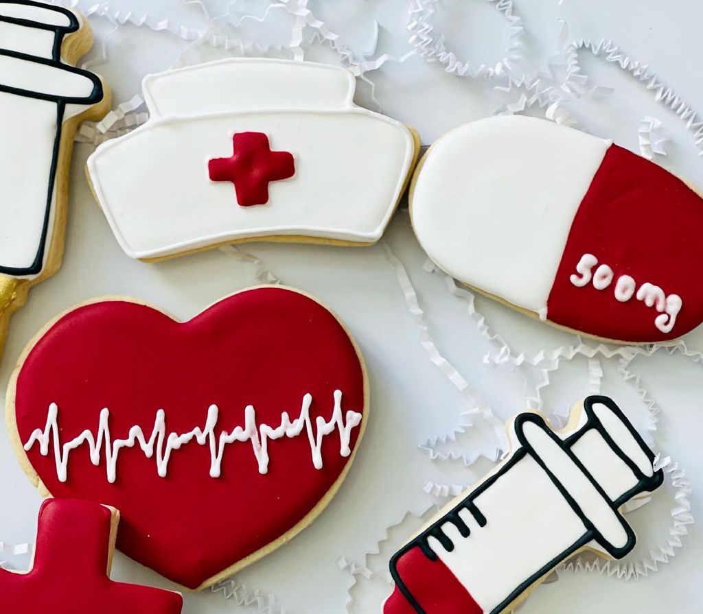  Nurse Graduation Gift, RN Cookies, Medical Cookies, Nurse Retirement Cookies, Medical Thank You Gift, Nurse Theme Congrats Gift