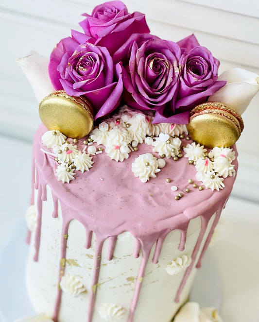 Fresh flower Birthday cake